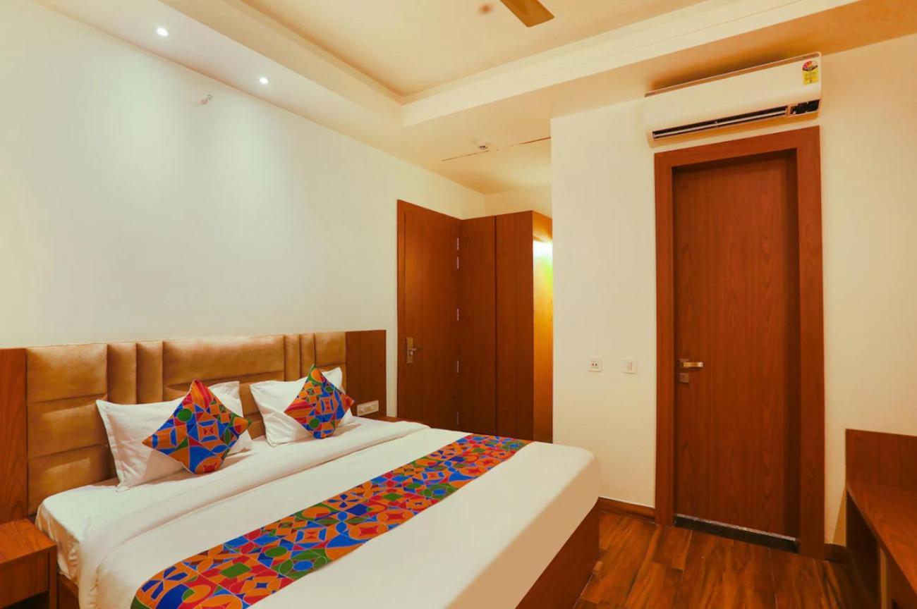 Hotel Swarn Bhoomi Kānpur Exterior photo