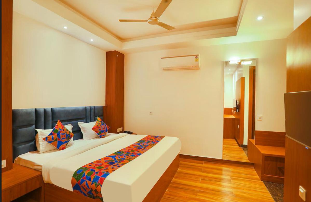 Hotel Swarn Bhoomi Kānpur Exterior photo