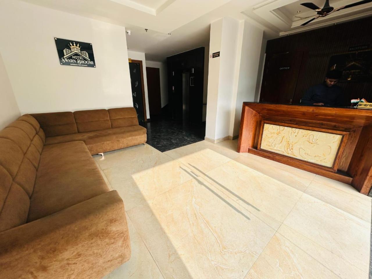 Hotel Swarn Bhoomi Kānpur Exterior photo
